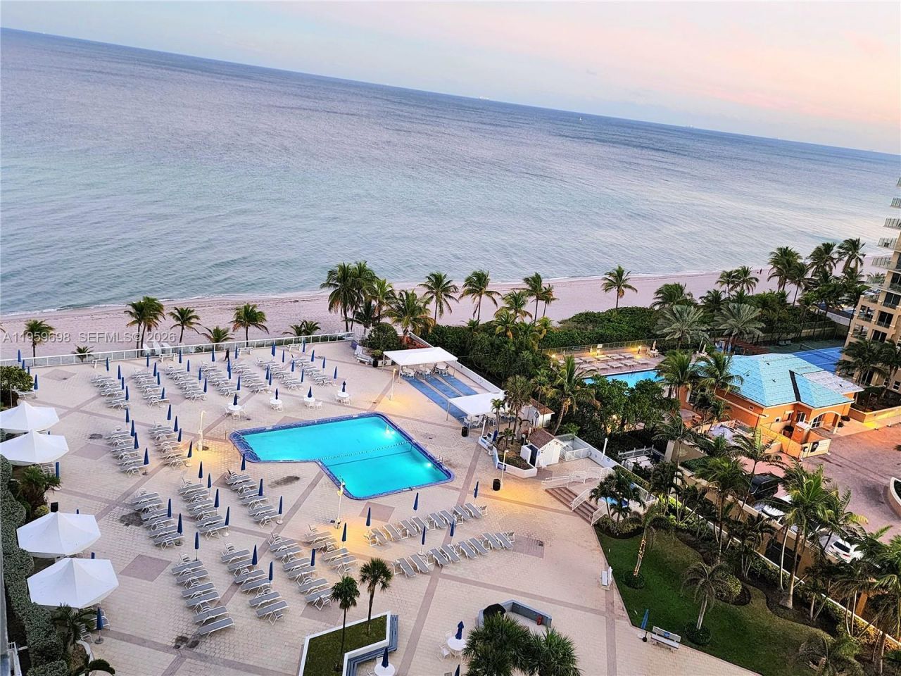 2030 S Ocean Dr, Unit 823, Hallandale Beach, FL 33009 Photo