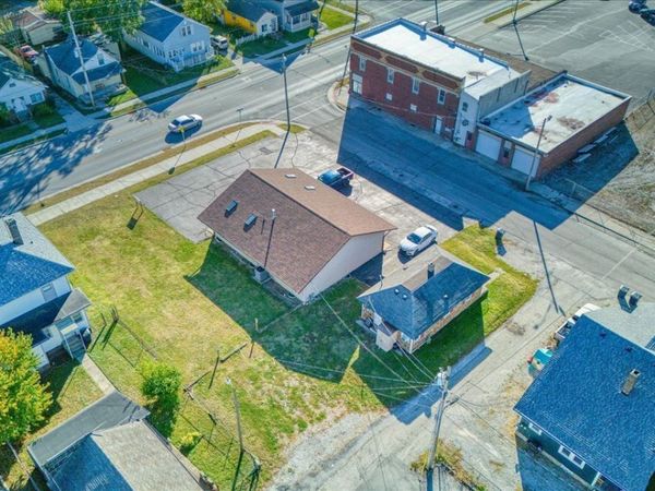 506 W Walnut Street, Frankfort, IN 46041