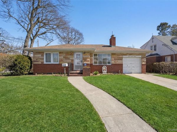 311 Cedar Street , South Hempstead, NY 11550
