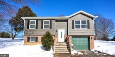 877 Richmond Road, Windsor, PA 17366 Main Photo