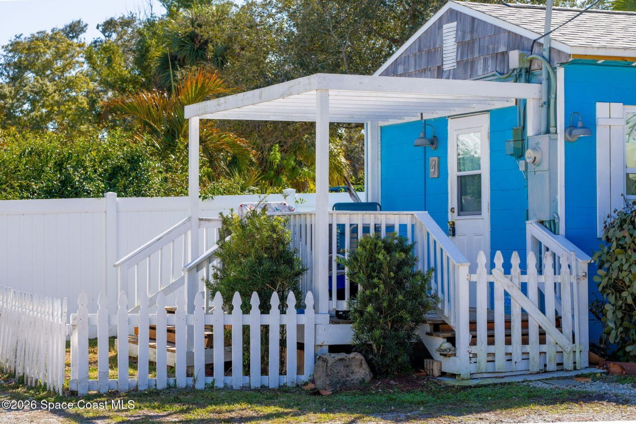 2179 Pineapple Avenue, Melbourne, FL 32935 Photo