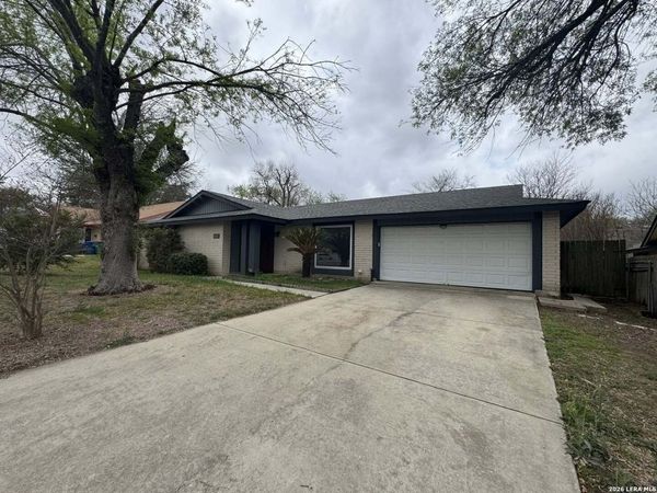 5830 Freemans Farm, San Antonio, TX 78233