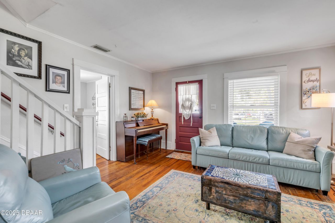 405 Magnolia Street, New Smyrna Beach, FL 32168 Photo