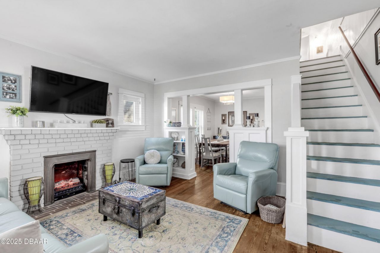 405 Magnolia Street, New Smyrna Beach, FL 32168 Photo