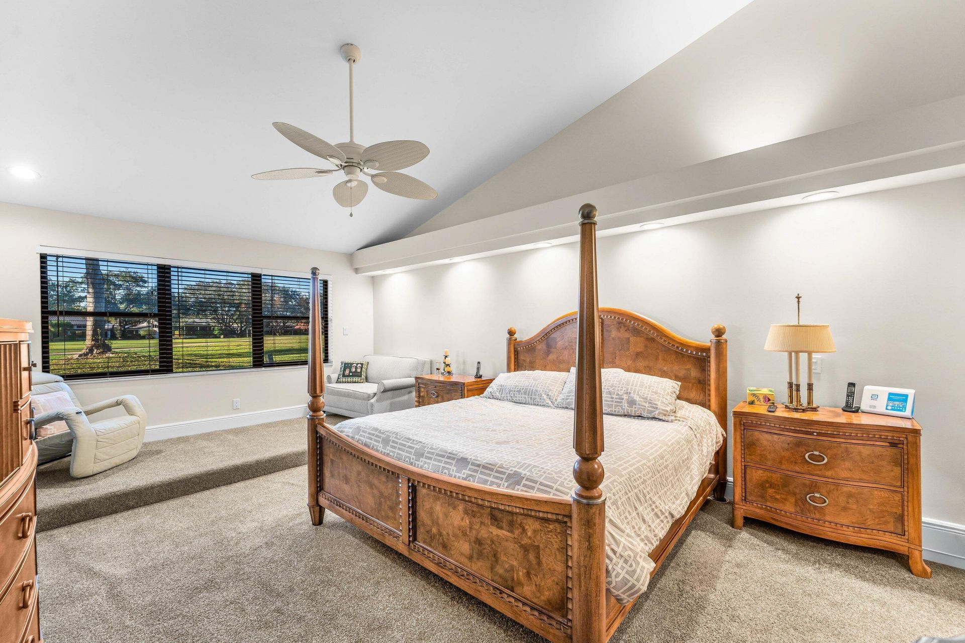 37 Clubhouse Lane, Boynton Beach, FL 33436 Photo