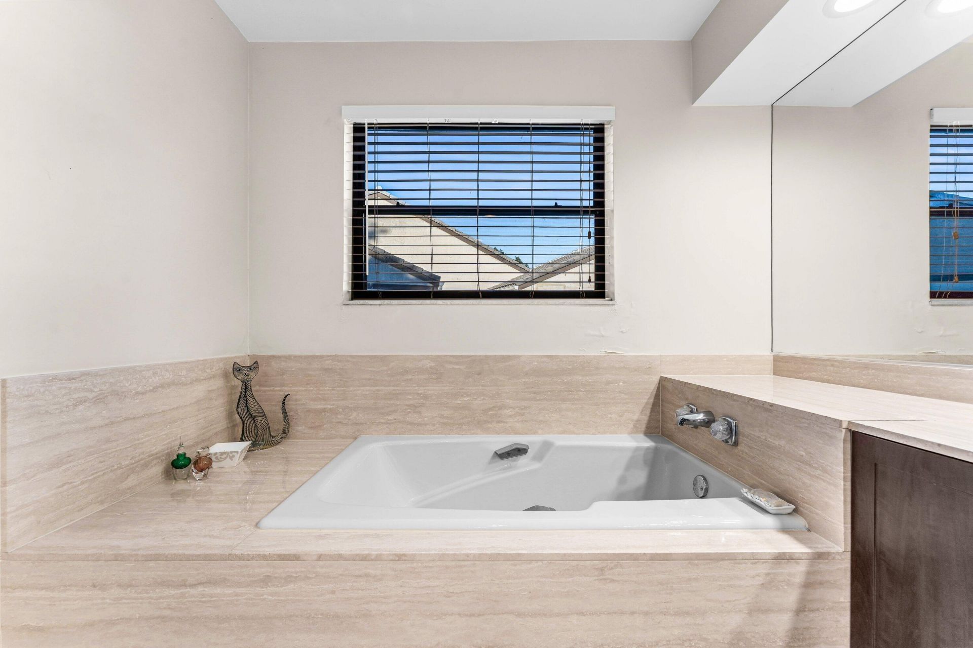 37 Clubhouse Lane, Boynton Beach, FL 33436 Photo