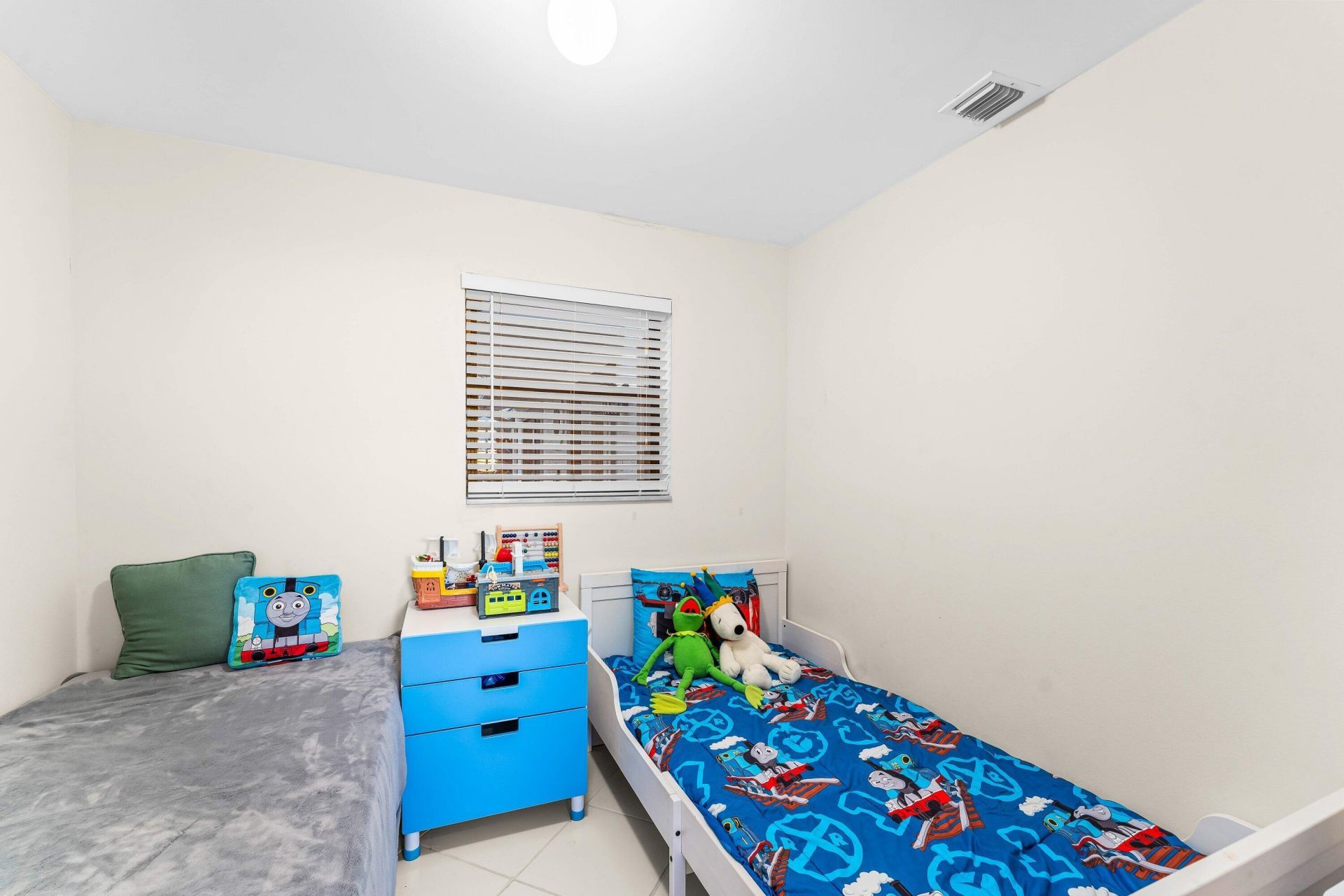 37 Clubhouse Lane, Boynton Beach, FL 33436 Photo