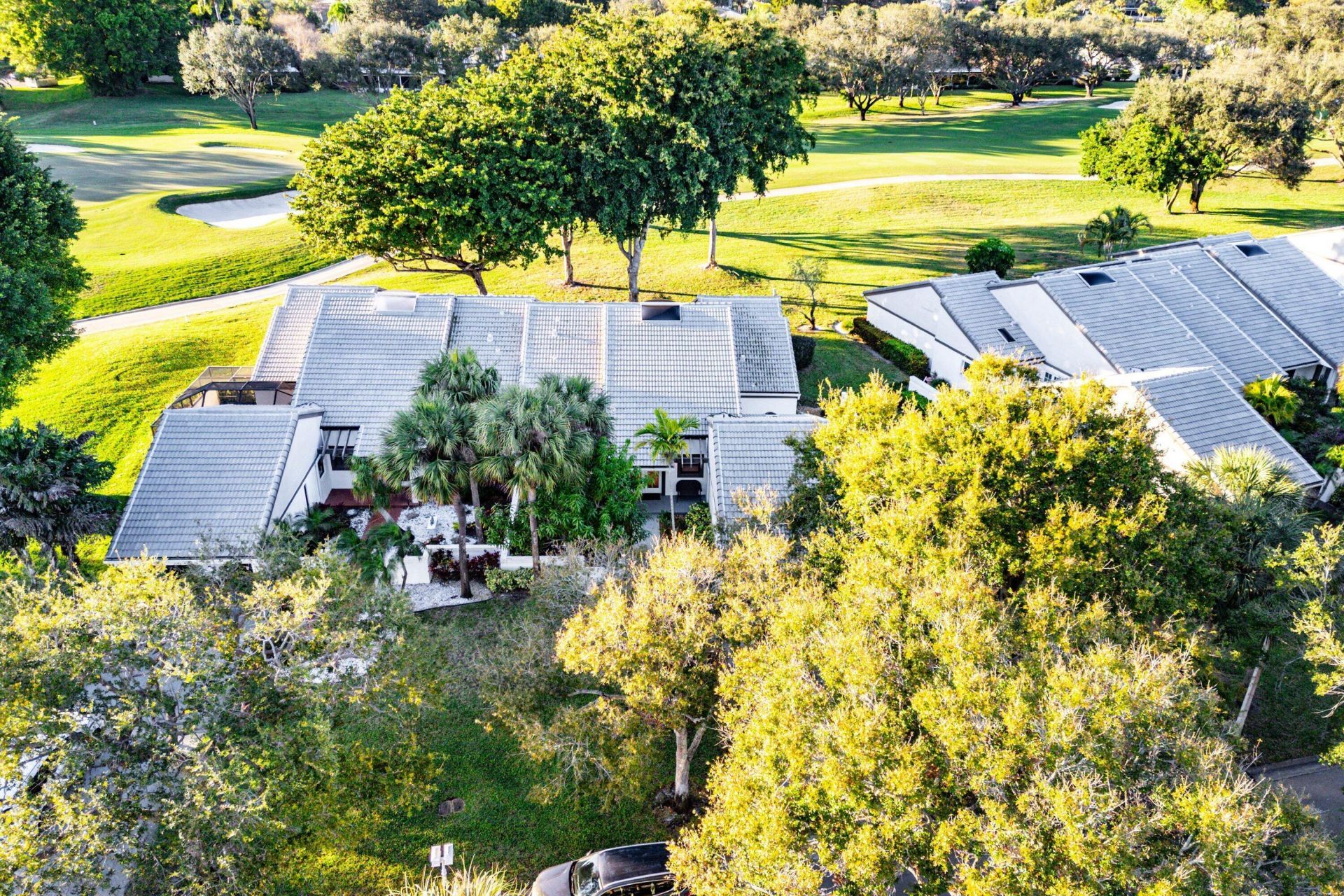 37 Clubhouse Lane, Boynton Beach, FL 33436 Photo