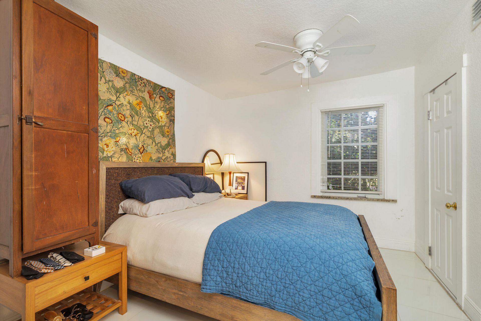 324 Pilgrim Road, West Palm Beach, FL 33405 Photo