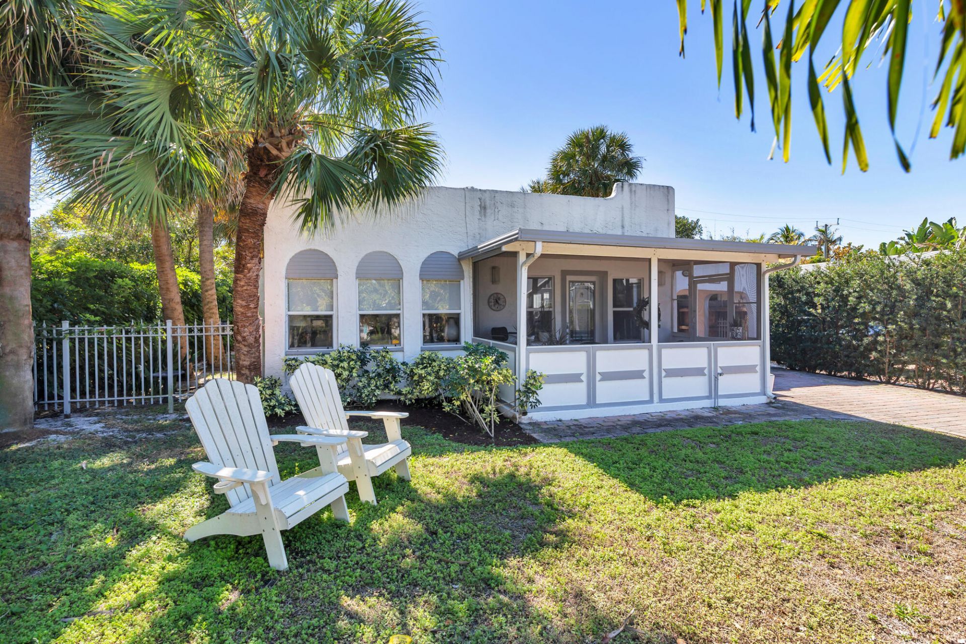 324 Pilgrim Road, West Palm Beach, FL 33405 Photo