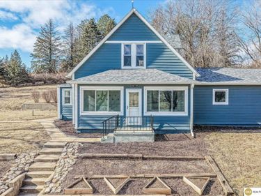 19305 York Road, Missouri Valley, IA 51555