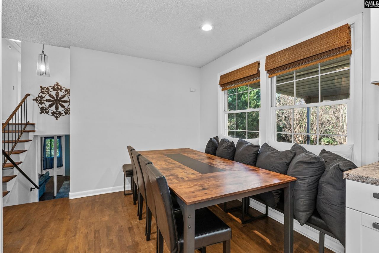 1916 Berkshire Drive  Photo 12