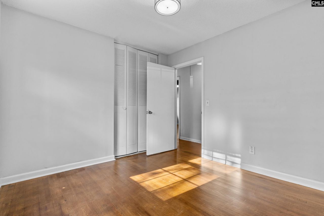 1916 Berkshire Drive  Photo 27