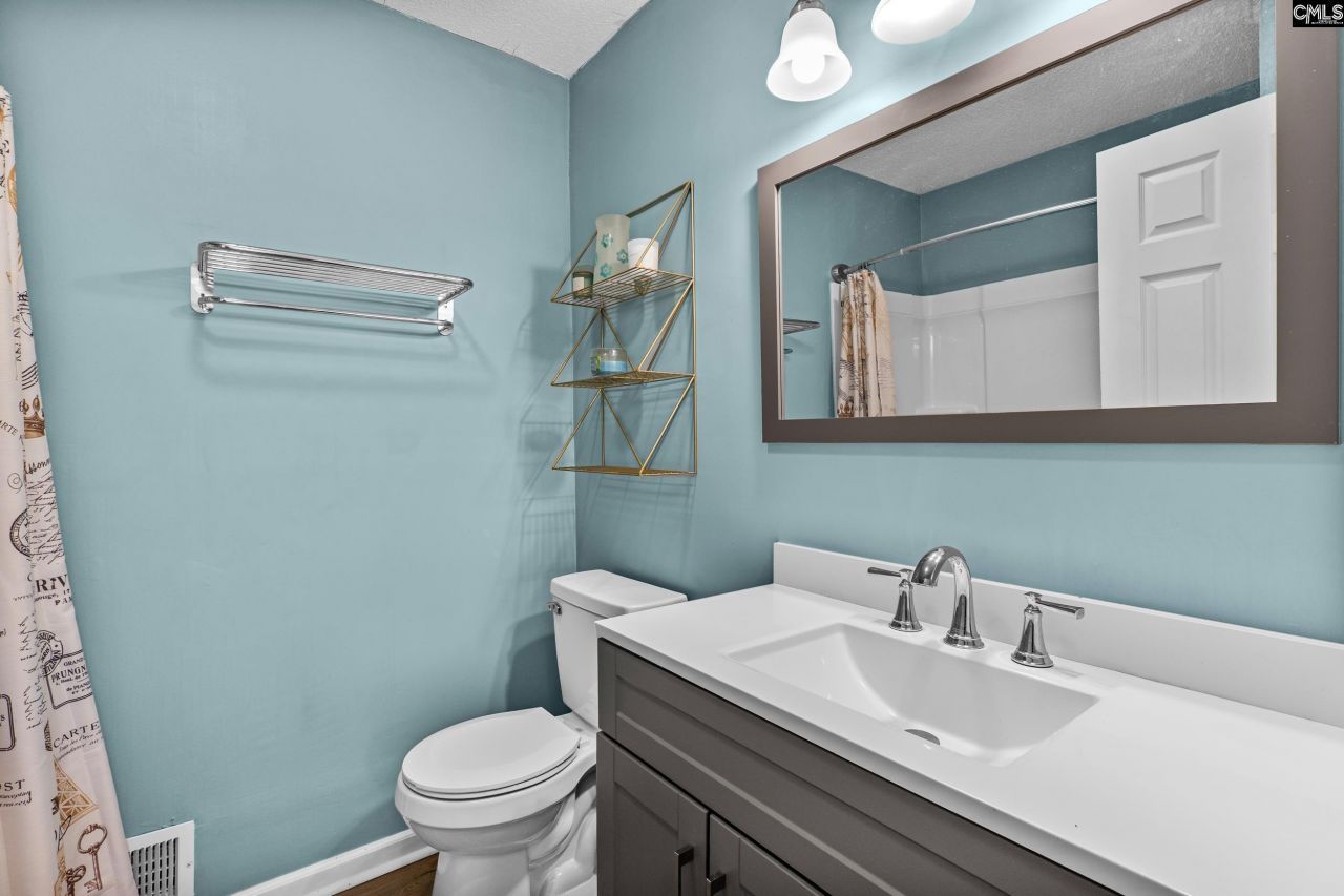 1916 Berkshire Drive  Photo 28