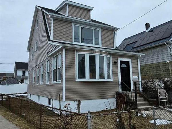 16701 110th Road, Jamaica, NY 11433