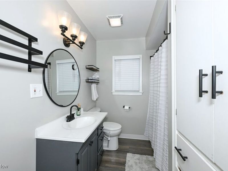 76 Clinton Avenue, Akron, OH 44301 Photo 21