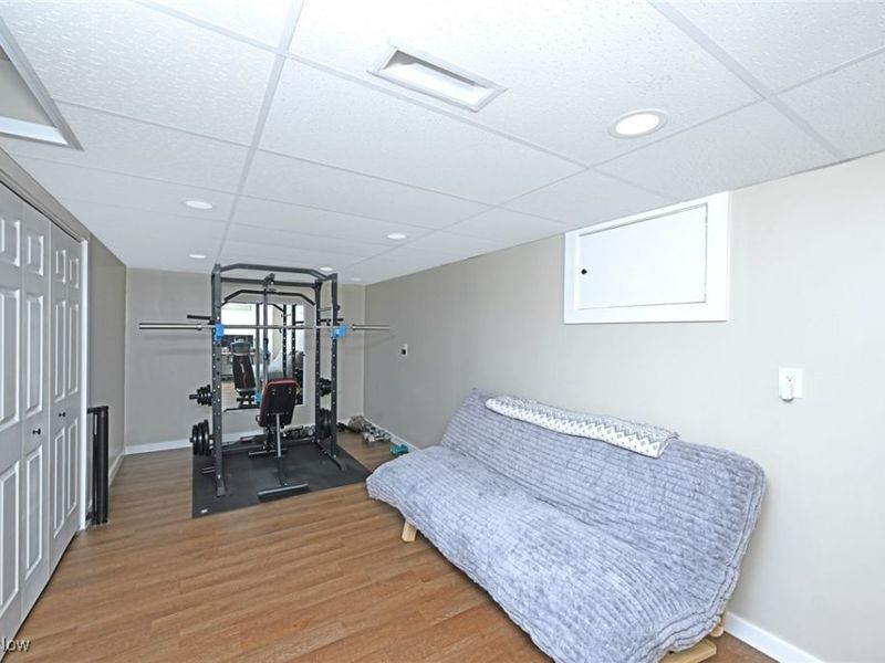 76 Clinton Avenue, Akron, OH 44301 Photo 23