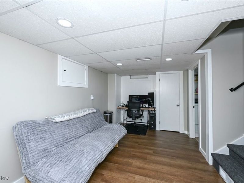 76 Clinton Avenue, Akron, OH 44301 Photo 24