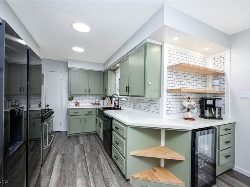 76 Clinton Avenue, Akron, OH 44301 Photo 9