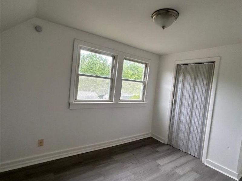 19210 Firwood Road, Cleveland, OH 44110 Photo 2