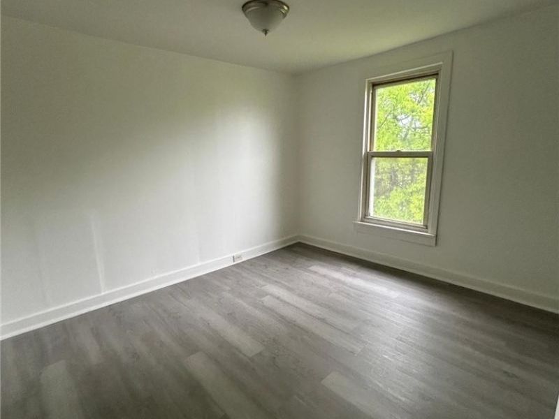 19210 Firwood Road, Cleveland, OH 44110 Photo 4