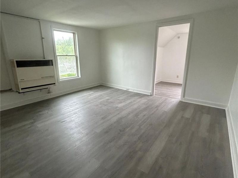 19210 Firwood Road, Cleveland, OH 44110 Photo 5