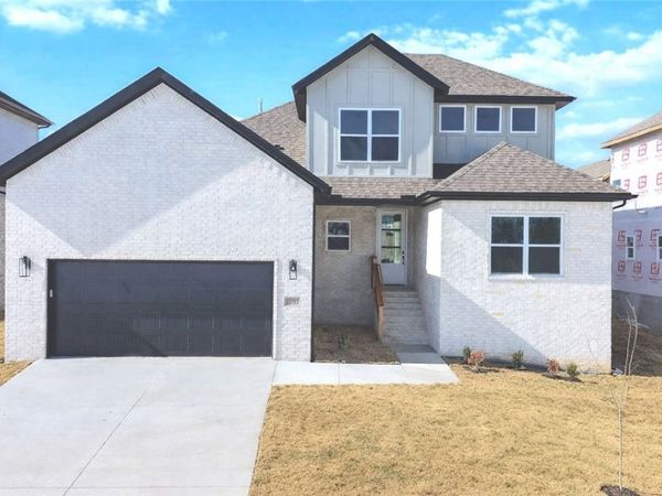 1051 Whistler Street, Bentonville, AR 72713