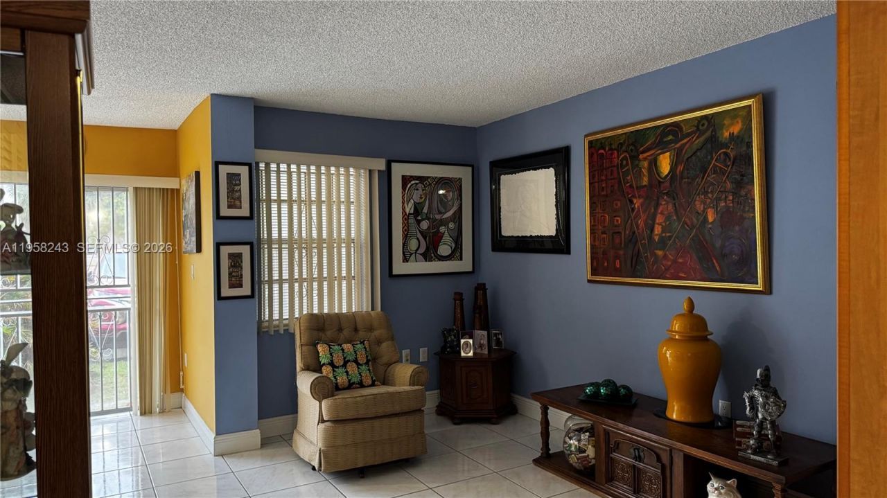 9301 SW 4th St, Unit 114E, Miami, FL 33174 Photo