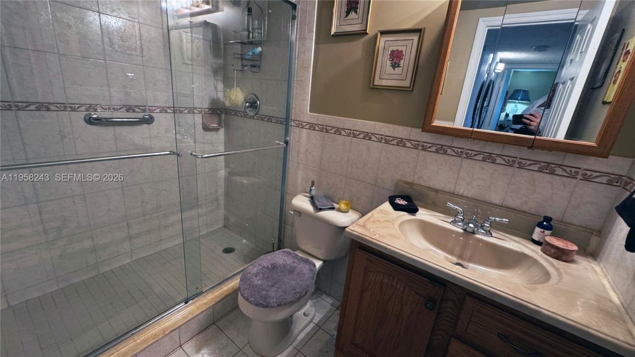 9301 SW 4th St, Unit 114E, Miami, FL 33174 Photo