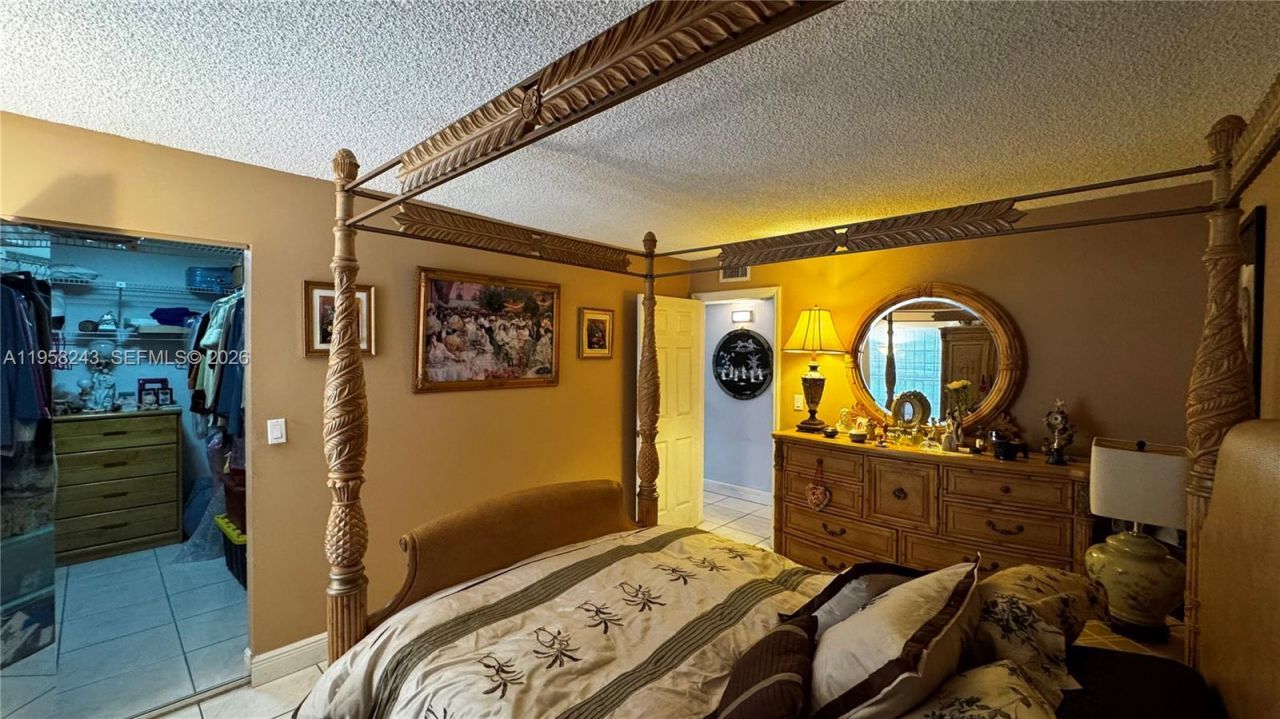 9301 SW 4th St, Unit 114E, Miami, FL 33174 Photo