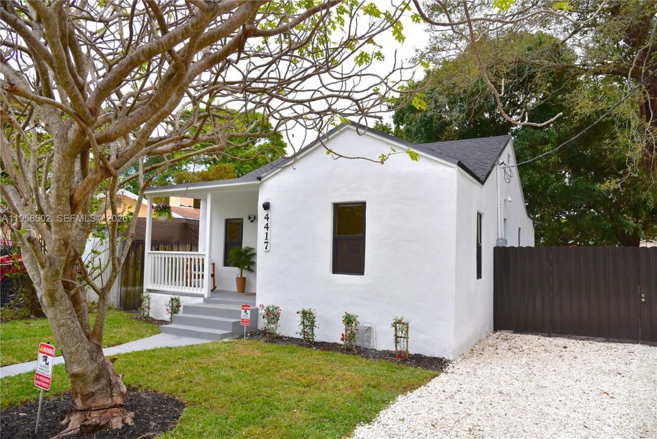 4417 NW 23rd Ct, Miami, FL 33142 Photo