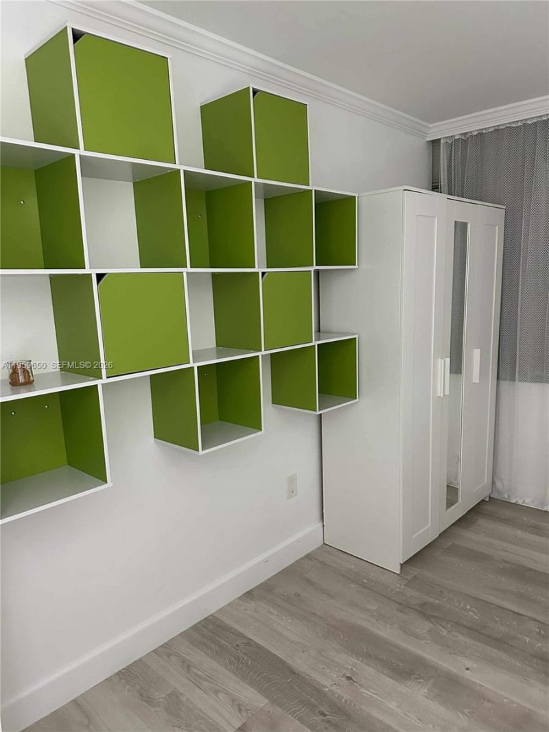 1301 NE Miami Gardens Dr , Unit 425W, Miami, FL 33179 Photo