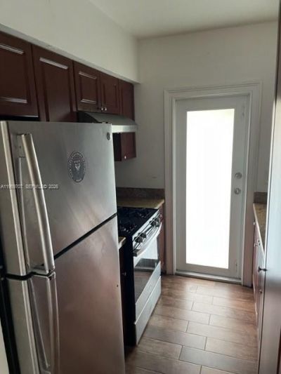 2121 Biarritz Dr, Unit 5, Miami Beach, FL 33141 Photo