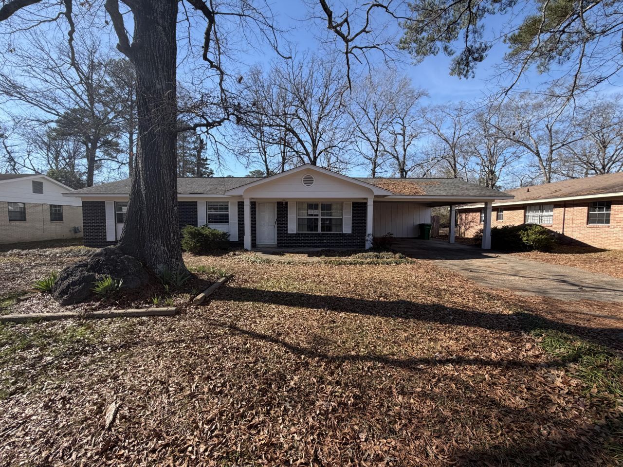 705 Emerald Dr, Columbus, MS 39702 Main Photo