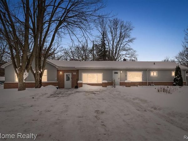 8535 Andersonville Road, Springfield Twp, MI 48346