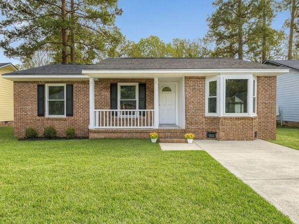 3963 Loufield Drive, Fayetteville, NC 28311