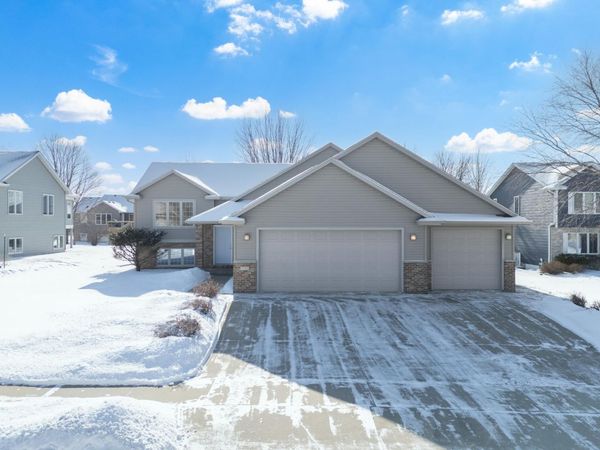 3782 David Lane SW, Rochester, MN 55902
