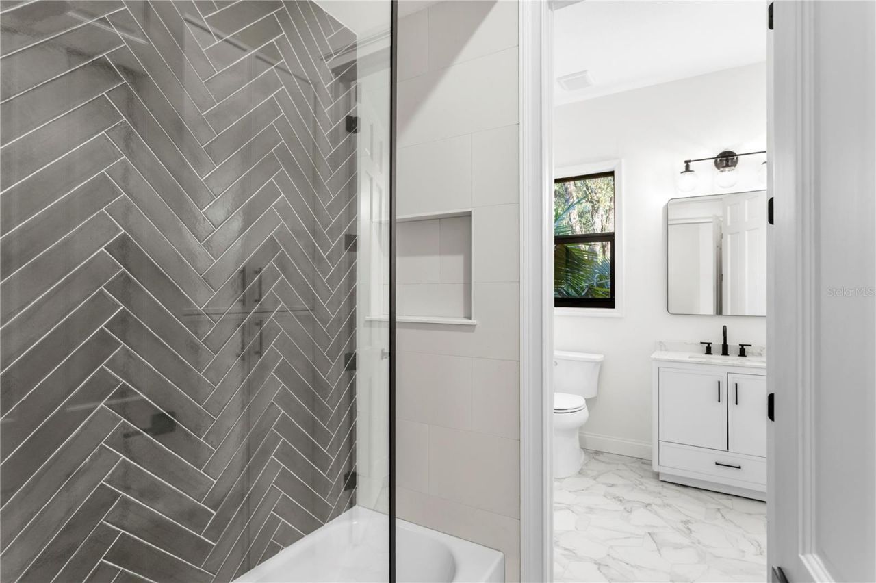 6324 W Maclaurin Drive, Tampa, FL 33647 Photo