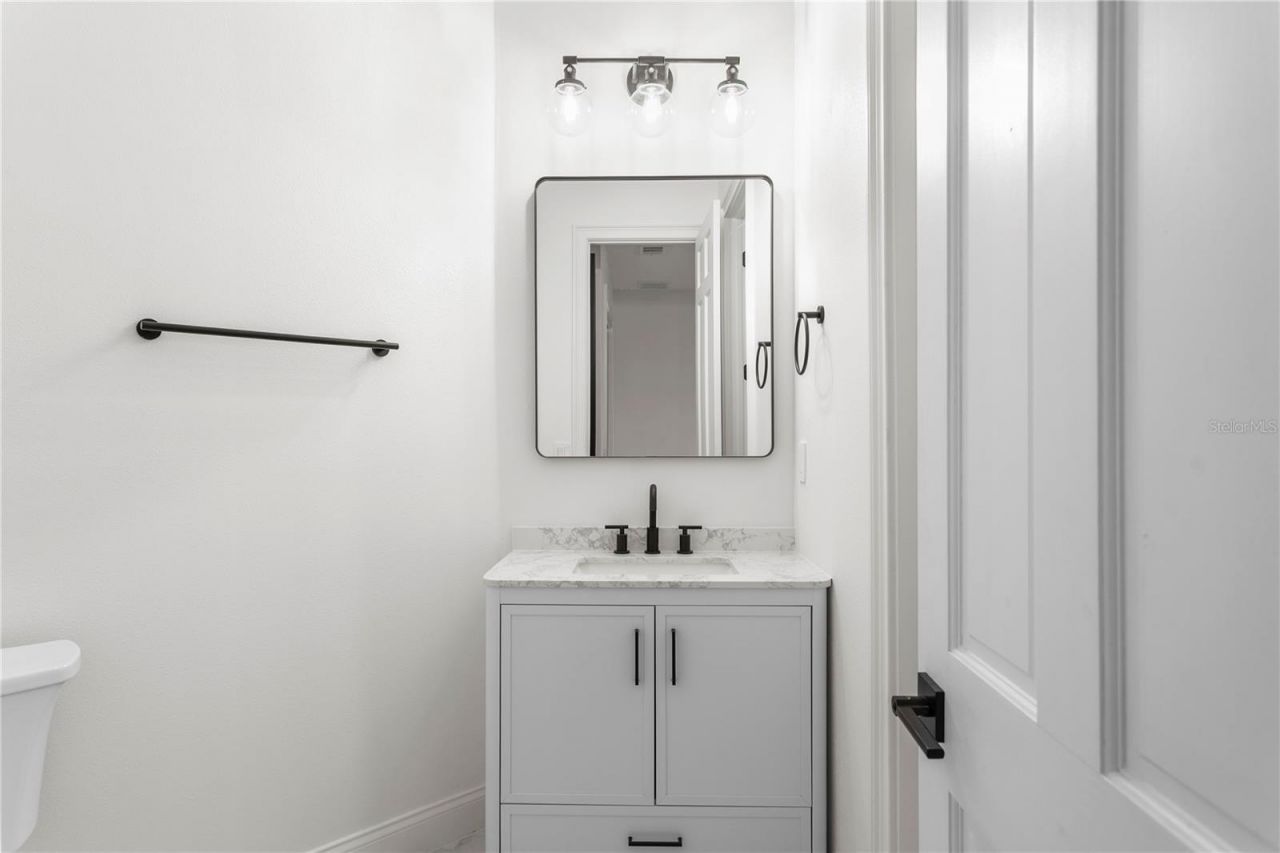 6324 W Maclaurin Drive, Tampa, FL 33647 Photo