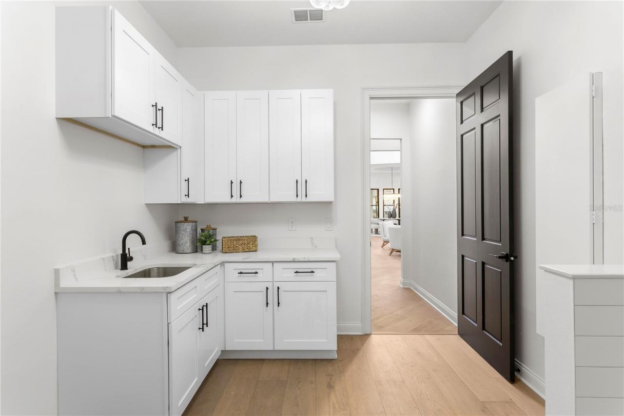 6324 W Maclaurin Drive, Tampa, FL 33647 Photo