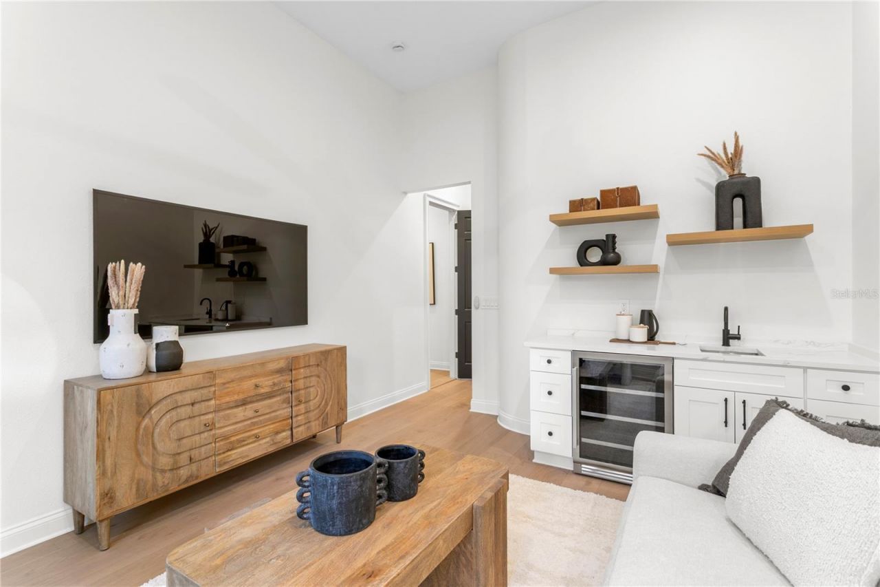 6324 W Maclaurin Drive, Tampa, FL 33647 Photo