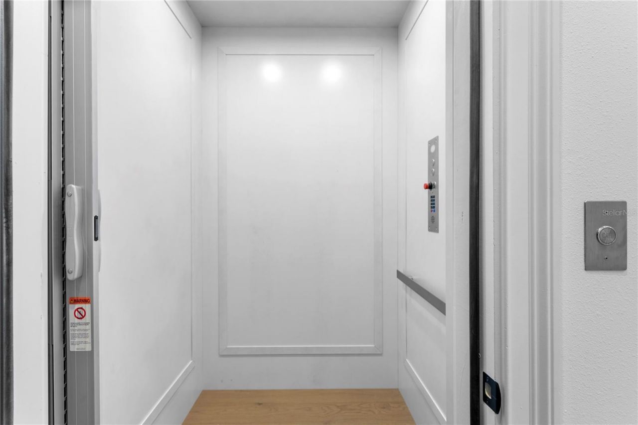 6324 W Maclaurin Drive, Tampa, FL 33647 Photo