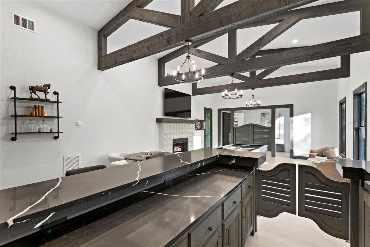 6324 W Maclaurin Drive, Tampa, FL 33647 Photo