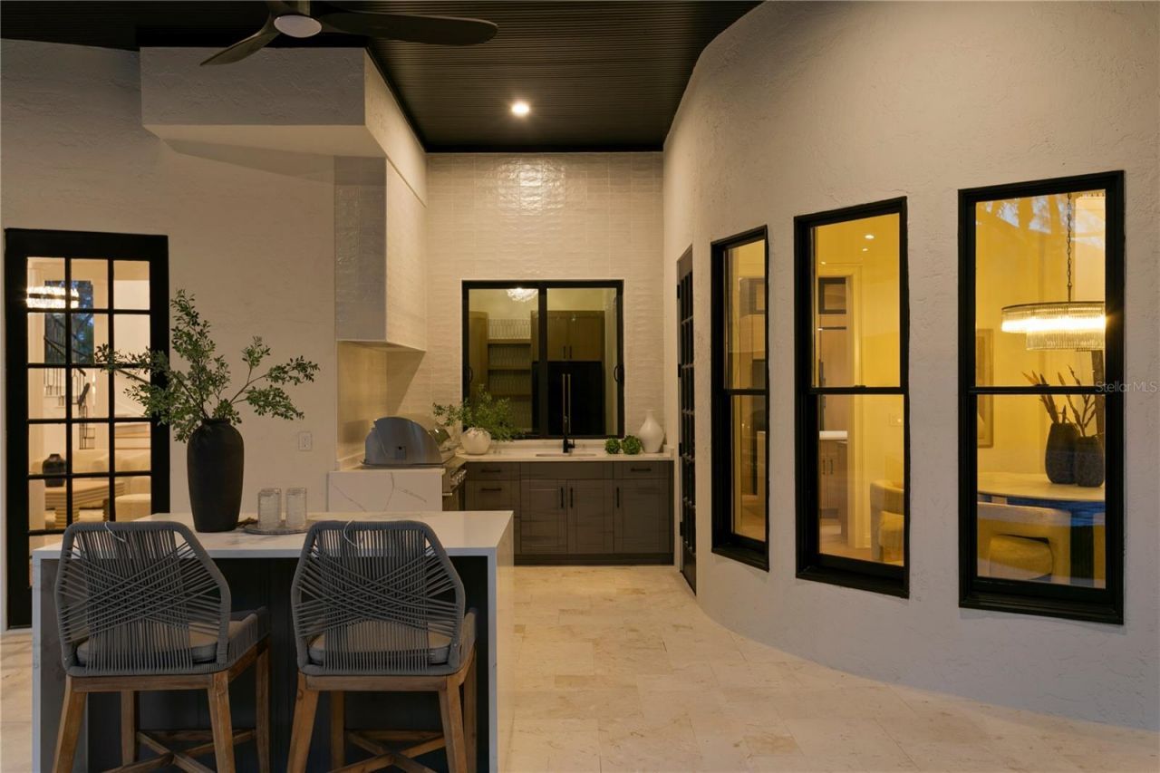 6324 W Maclaurin Drive, Tampa, FL 33647 Photo