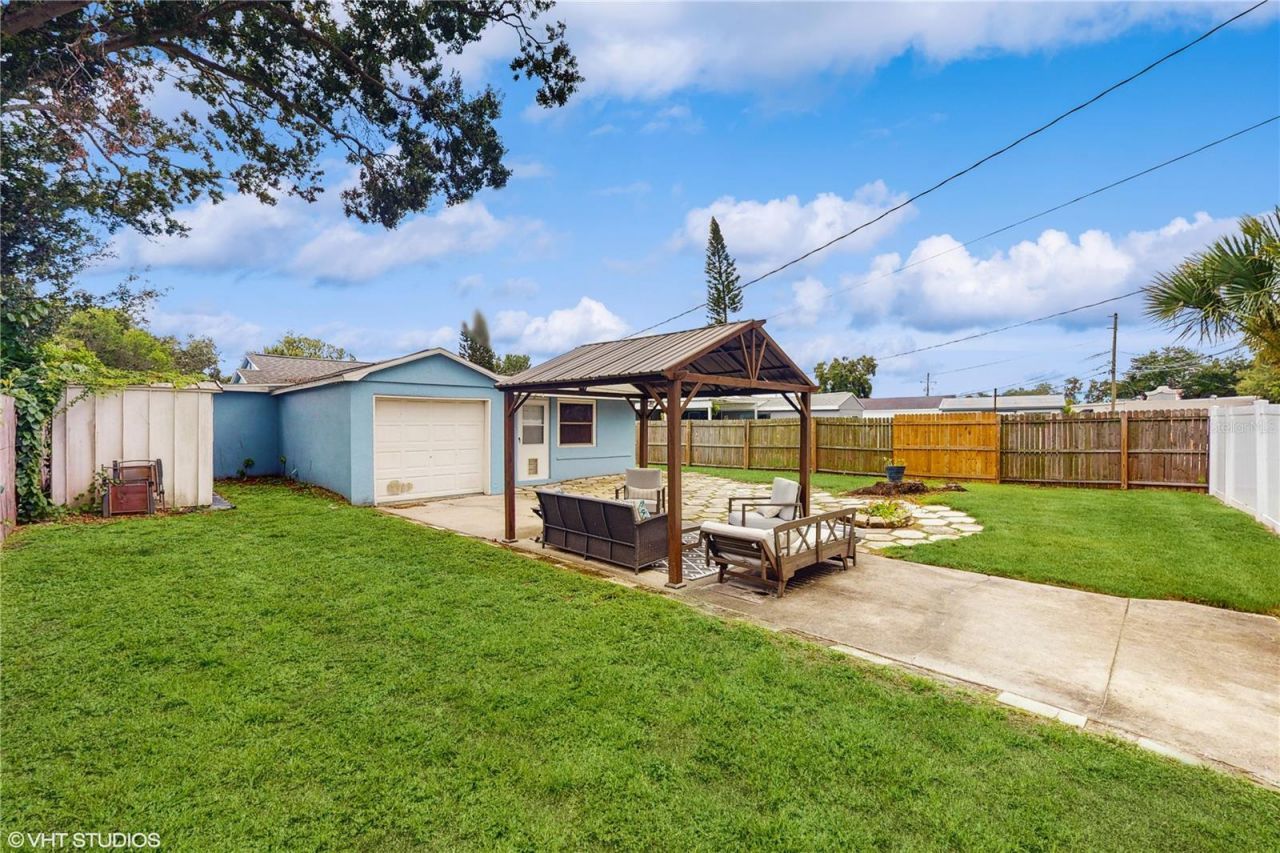 5550 Kelly Drive N, Saint Petersburg, FL 33703 Photo