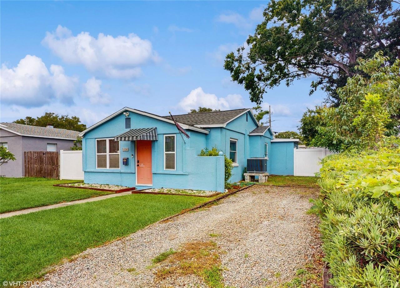 5550 Kelly Drive N, Saint Petersburg, FL 33703 Photo