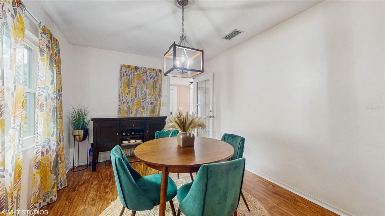 5550 Kelly Drive N, Saint Petersburg, FL 33703 Photo