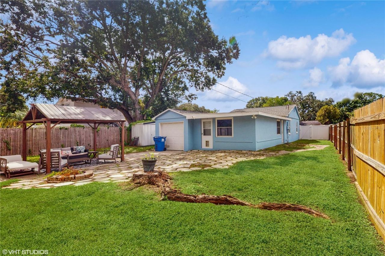 5550 Kelly Drive N, Saint Petersburg, FL 33703 Photo