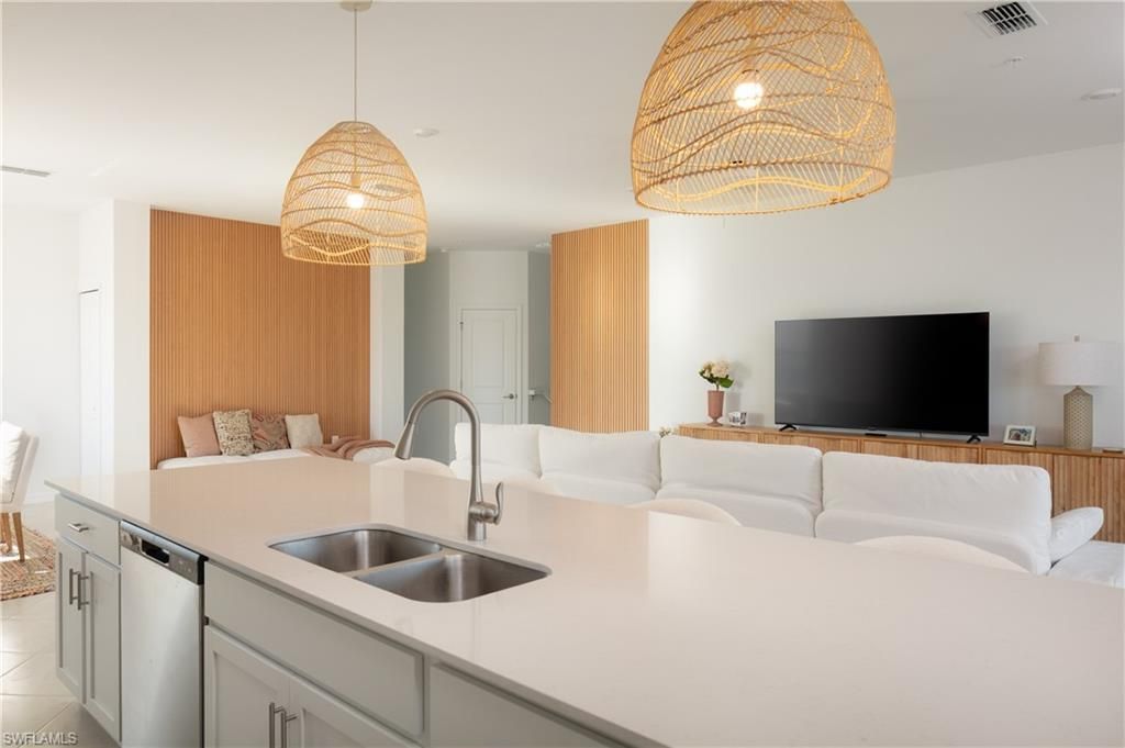 5632 Summit Pointe Cir, Unit 103, Bradenton, FL 34210 Photo