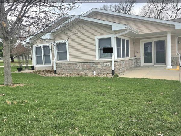 903 Cedar View Drive, Vinton, IA 52349